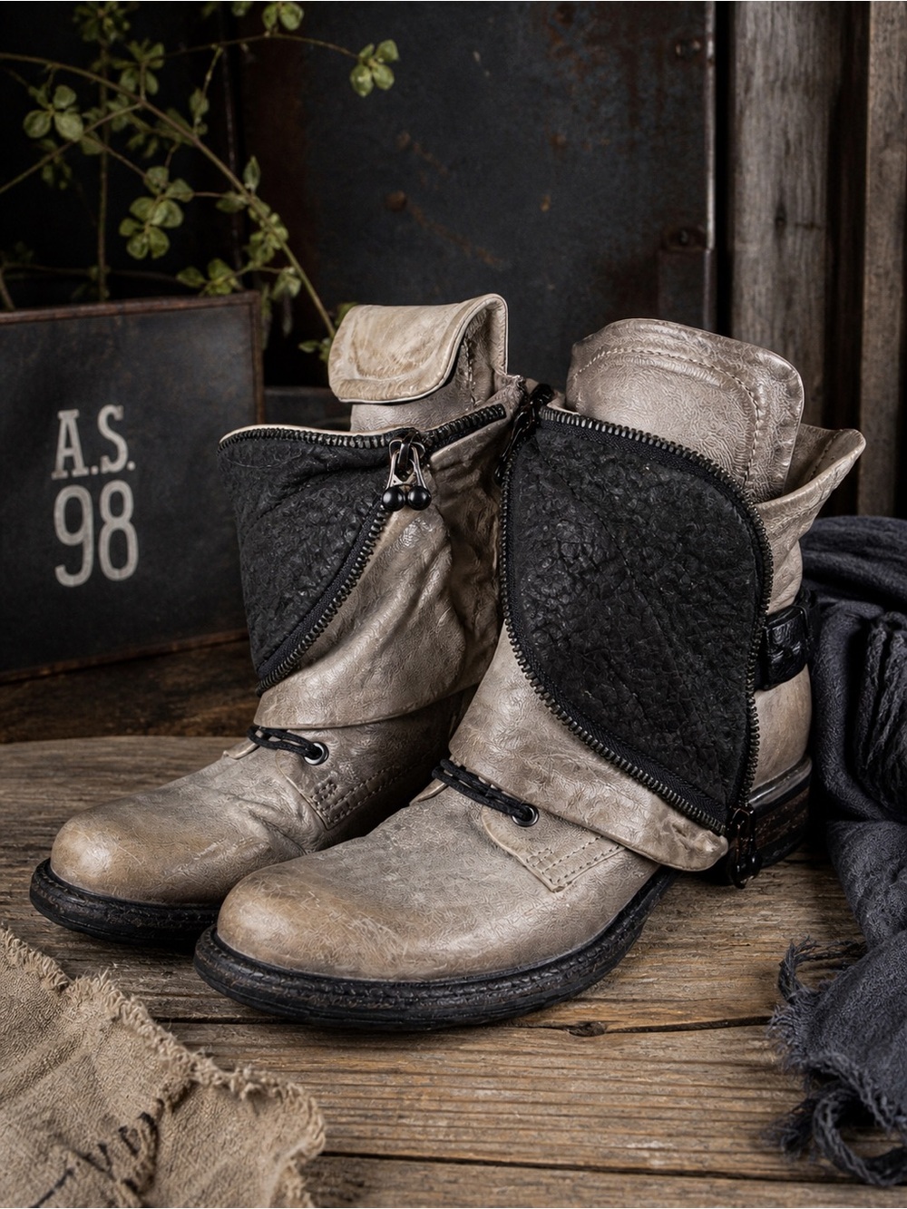 A.S.98 Distressed Leather Moto Boots Avant Garde Lagenlook Combat Ankle 8.5 39 - Picture 9 of 9